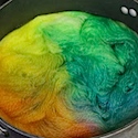 Dyeing yarn with easter egg pellets