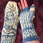 Varia Mitts