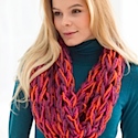 Arm knit a chunky cowl in 30 minutes or less