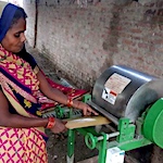 Rural women in Uttar Pradesh spin a banana yarn for economic independence