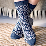 knitting (and fitting) colourwork socks