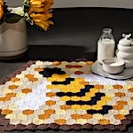 Queen Bee Table Topper