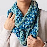 Seven free knitted cowl patterns