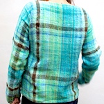 Woven pullover from handspun yarn